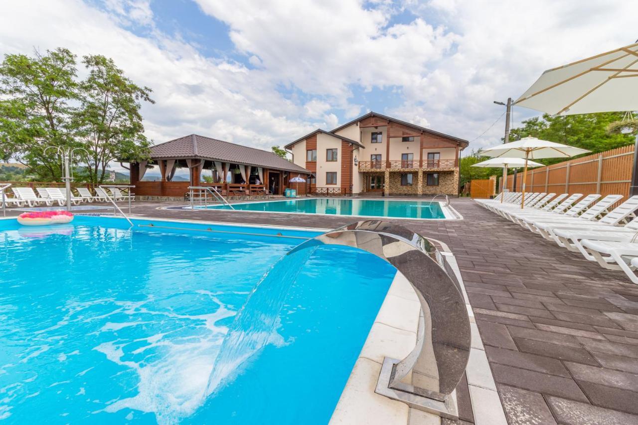 Sofion Hotel&Resort Solotvyno Luaran gambar