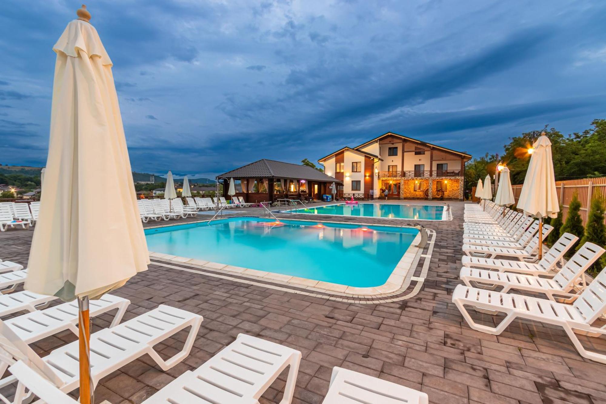 Sofion Hotel&Resort Solotvyno Luaran gambar